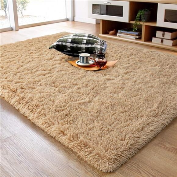 Fluffy Area Rugs, Super Soft Shaggy Rug Fuzzy Long Fur Carpets for Bedroom - Picture 1 of 8